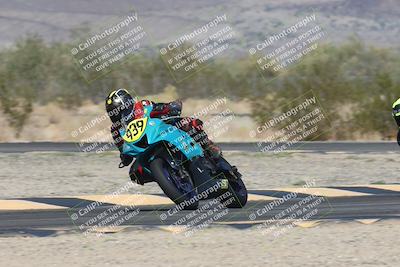 media/Nov-01-2025-CVMA (Sat) [[fc0f7531b8]]/Race 7-Formula Twins-Formula 40 UL/